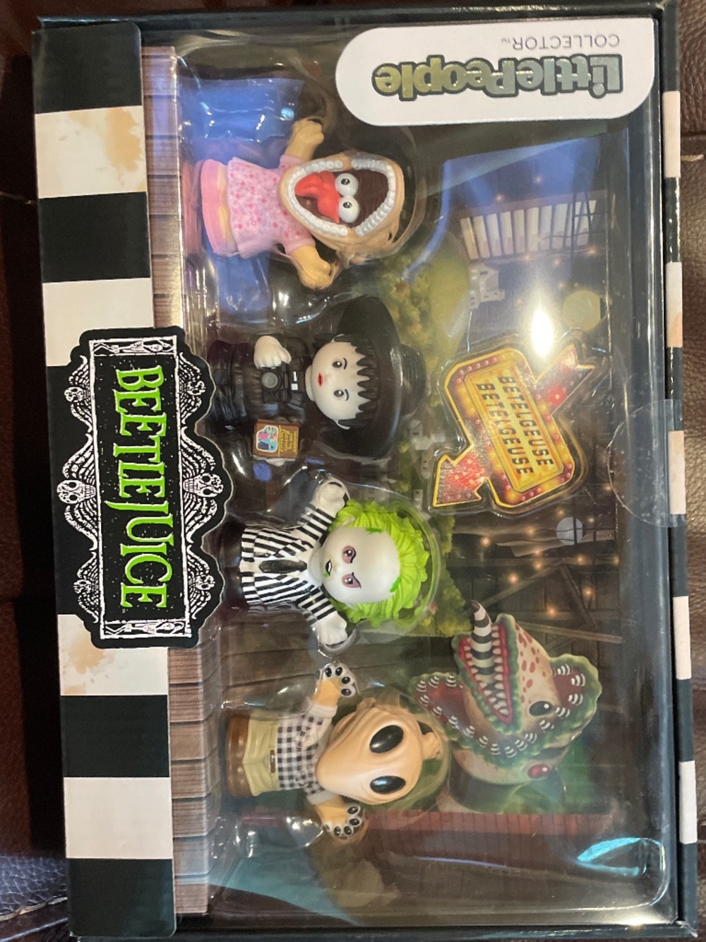 Beattie Juice Little People collector set